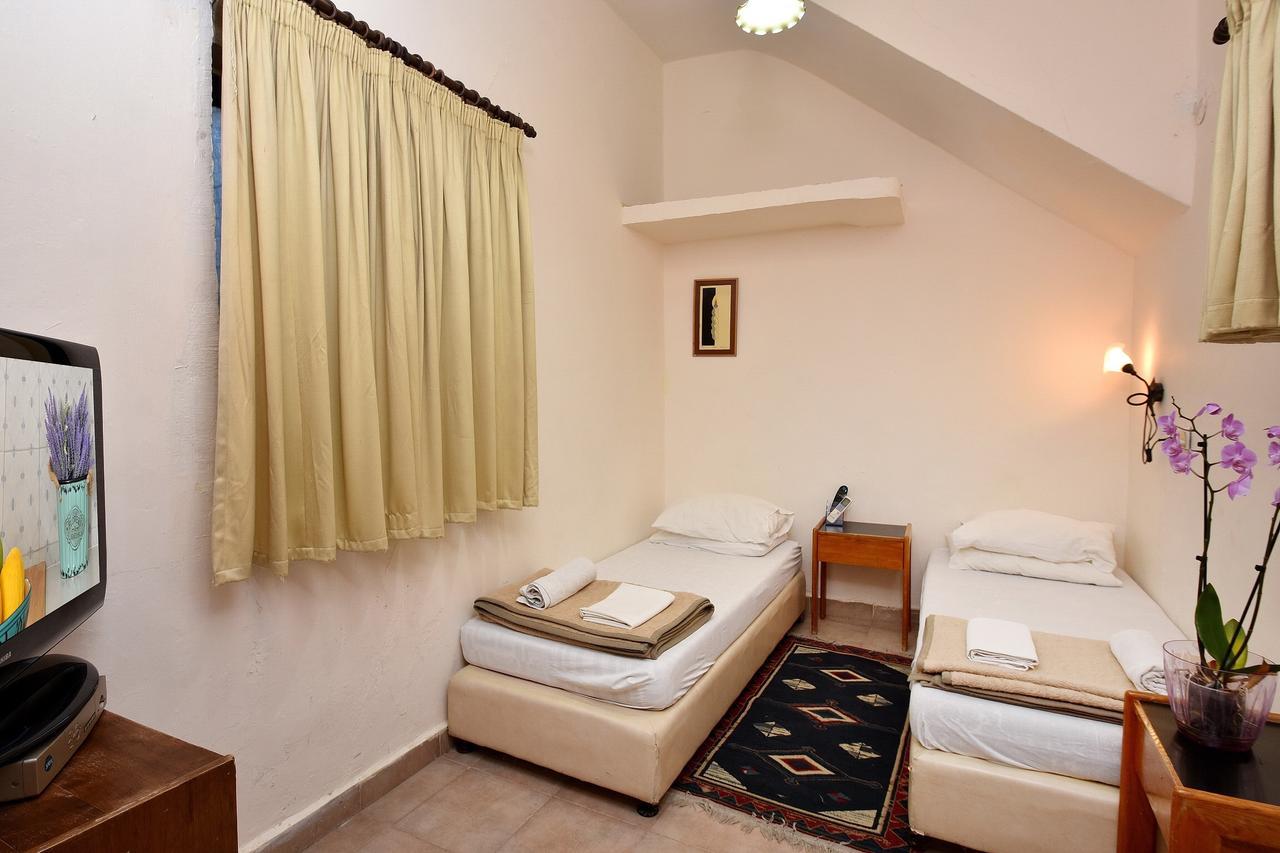 Carmel Hotel 제파트 외부 사진